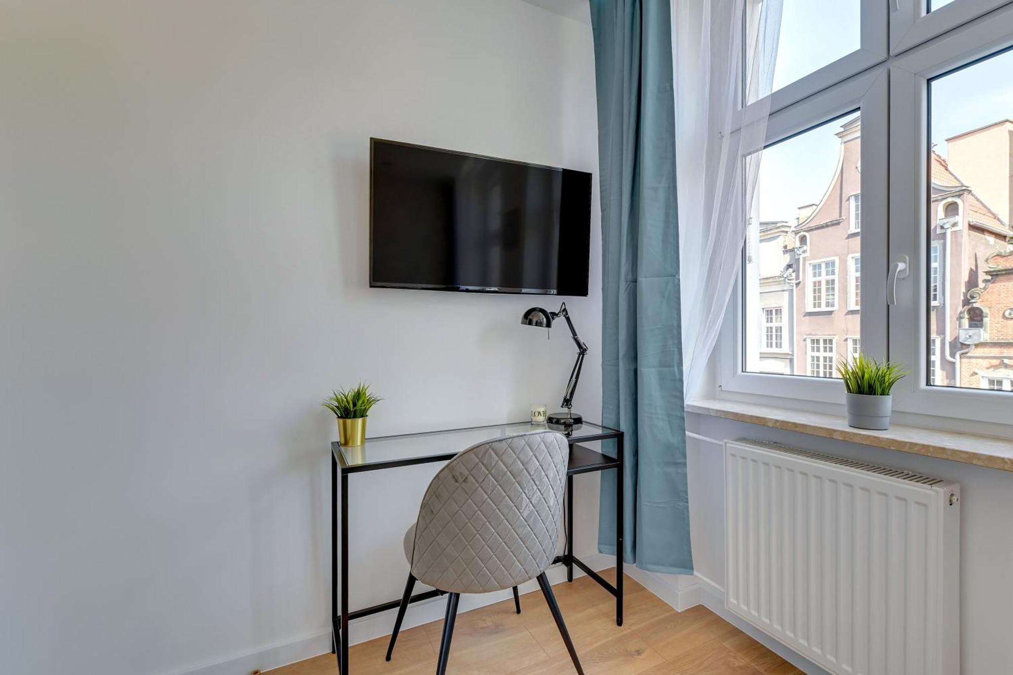 Ideal Apartments Swietego Ducha Gdansk Exterior photo